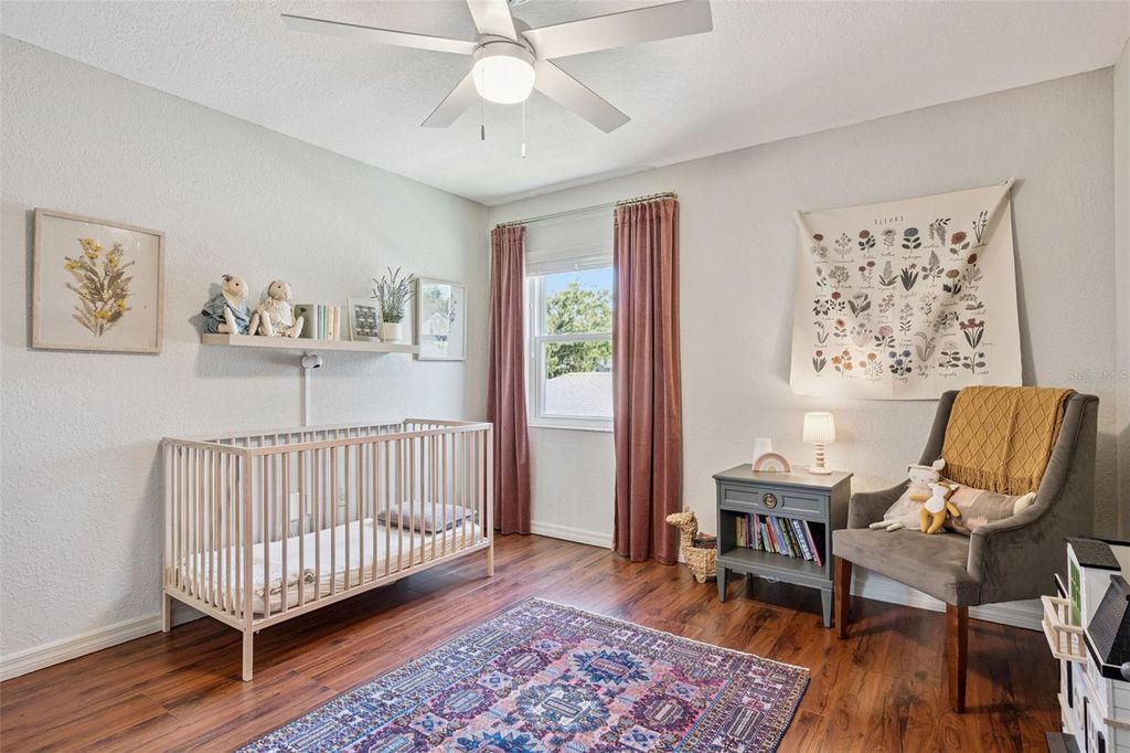 Image 24 of property listing at 4202 WOODLYNNE LANE, Orlando, FL 32812