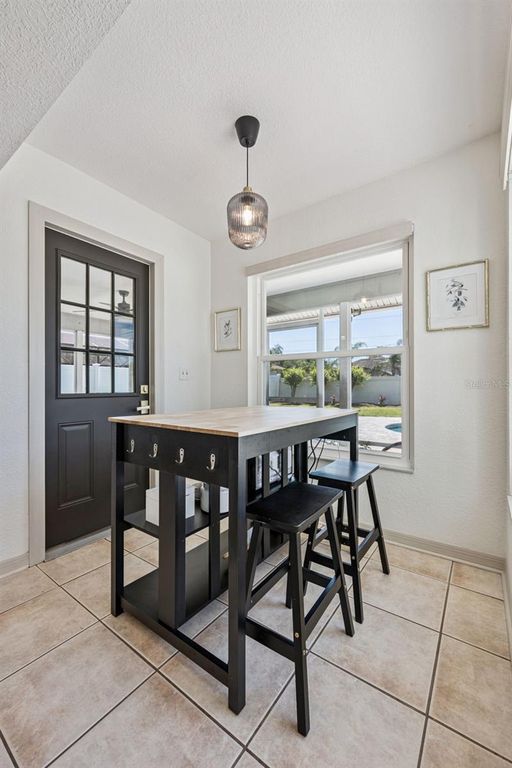 Image 27 of property listing at 4202 WOODLYNNE LANE, Orlando, FL 32812