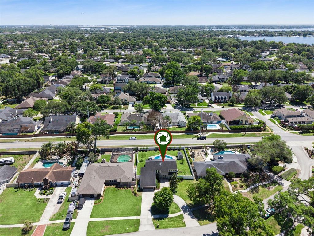 Image 37 of property listing at 4202 WOODLYNNE LANE, Orlando, FL 32812