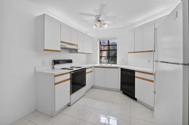 5187 Europa Drive F, Boynton Beach, FL 33437