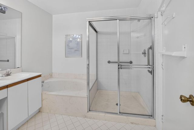 5187 Europa Drive F, Boynton Beach, FL 33437