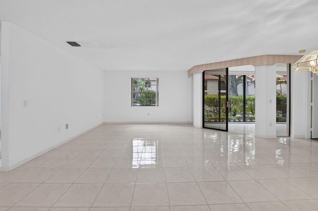 5187 Europa Drive F, Boynton Beach, FL 33437
