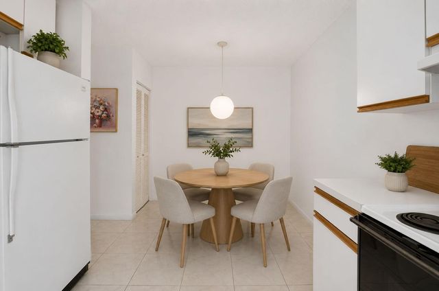 5187 Europa Drive F, Boynton Beach, FL 33437