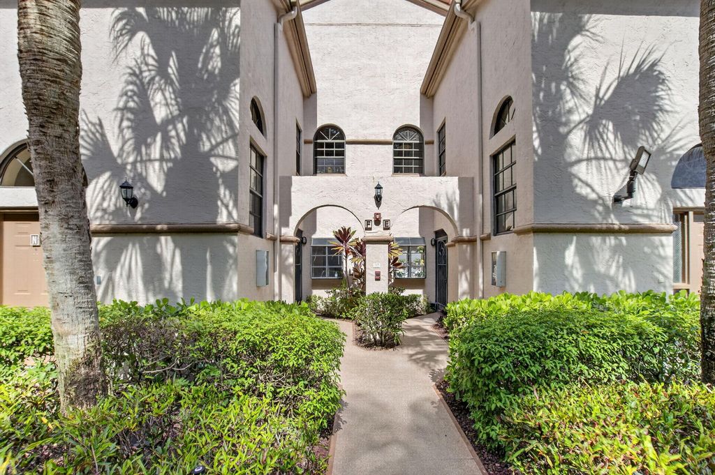 5187 Europa Drive F, Boynton Beach, FL 33437