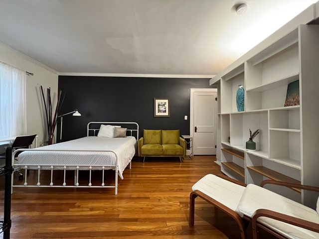 21 Bradlee Rd 35, Medford, MA 02155