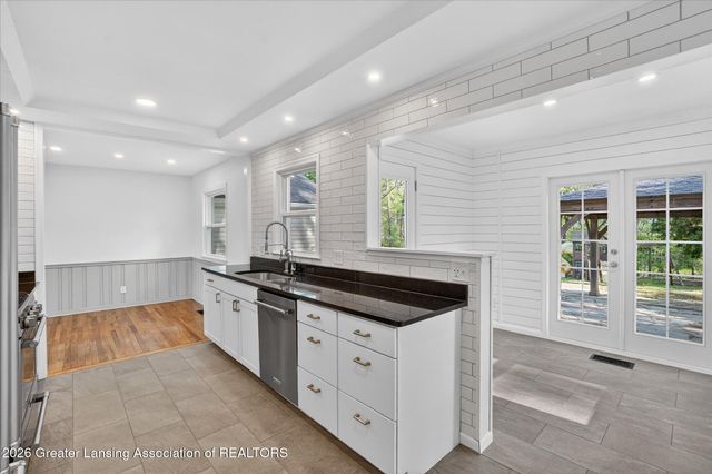4726 Huron Hill Drive, Okemos, MI 48864