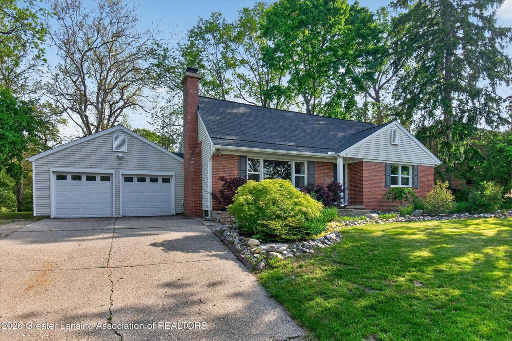 4726 Huron Hill Drive, Okemos, MI 48864