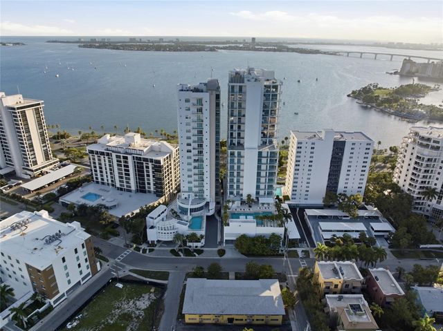 615 S PALM AVENUE 10, Sarasota, FL 34236