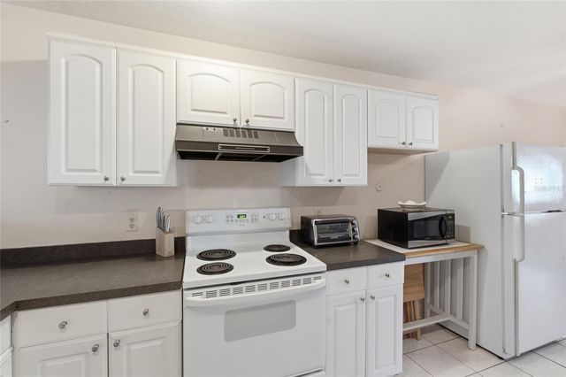 615 S PALM AVENUE 10, Sarasota, FL 34236