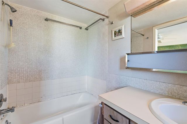 615 S PALM AVENUE 10, Sarasota, FL 34236