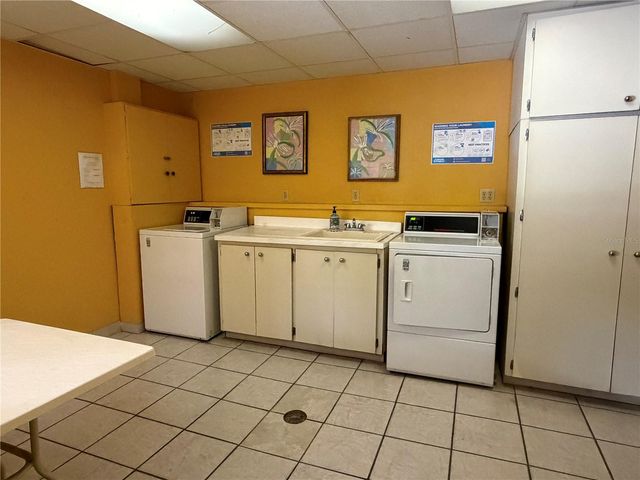 615 S PALM AVENUE 10, Sarasota, FL 34236