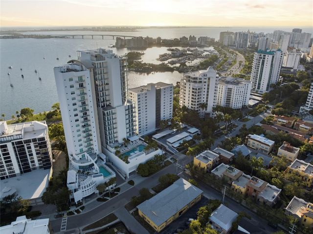 615 S PALM AVENUE 10, Sarasota, FL 34236