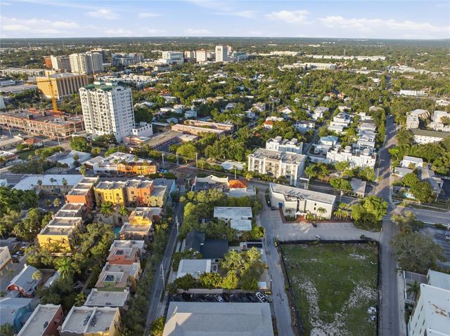 615 S PALM AVENUE 10, Sarasota, FL 34236