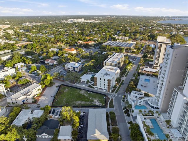 615 S PALM AVENUE 10, Sarasota, FL 34236