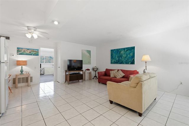 615 S PALM AVENUE 10, Sarasota, FL 34236