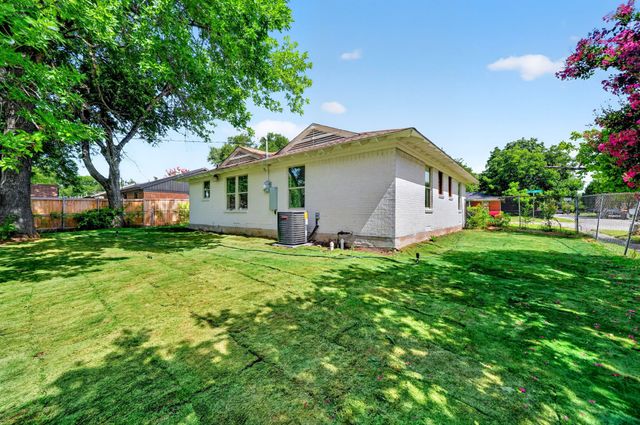 3234 San Lucas Avenue, Dallas, TX 75228