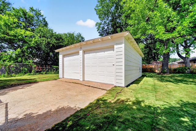 3234 San Lucas Avenue, Dallas, TX 75228