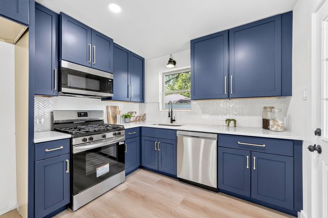 3234 San Lucas Avenue, Dallas, TX 75228