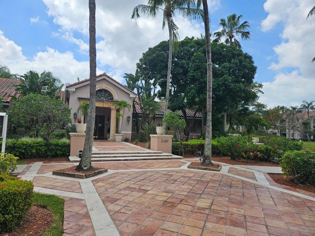 12136 Saint Andrews Place 104, Miramar, FL 33025