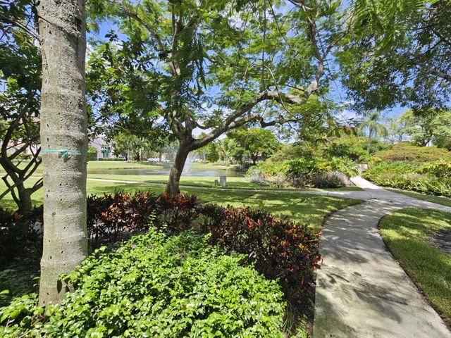 12136 Saint Andrews Place 104, Miramar, FL 33025