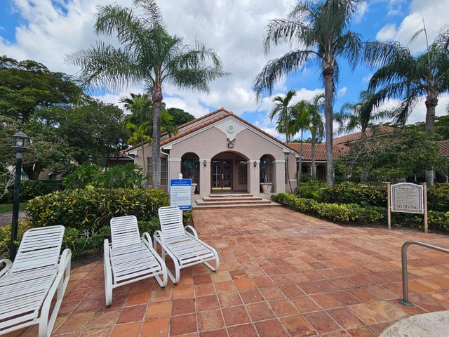 12136 Saint Andrews Place 104, Miramar, FL 33025