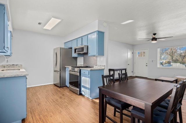 904 & 906 SE 4th Street, Bentonville, AR 72712