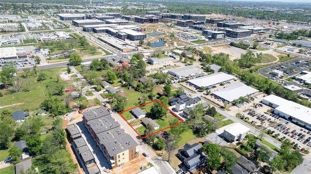 904 & 906 SE 4th Street, Bentonville, AR 72712