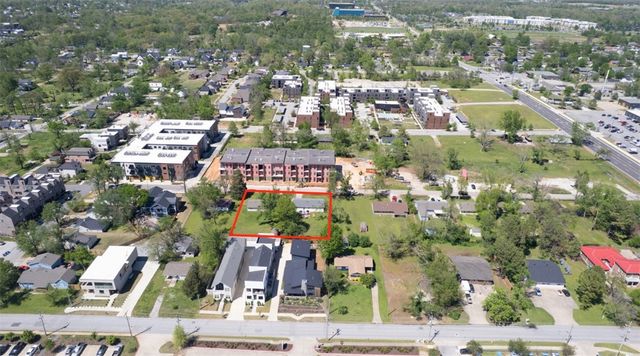 904 & 906 SE 4th Street, Bentonville, AR 72712