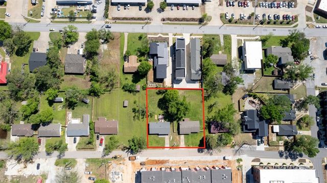 904 & 906 SE 4th Street, Bentonville, AR 72712