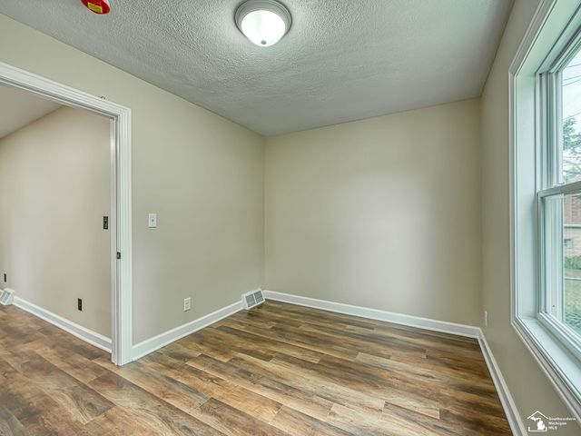 138 Tremont Street, Monroe, MI 48162