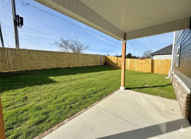 2669 Relaxation Avenue, Springdale, AR 72764