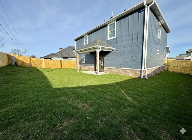 2669 Relaxation Avenue, Springdale, AR 72764