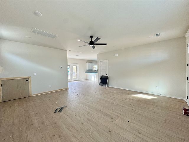 2669 Relaxation Avenue, Springdale, AR 72764