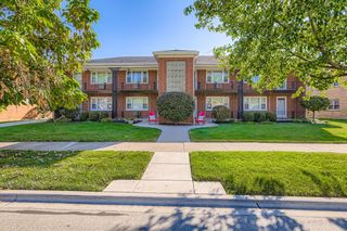 1427 Homestead Road H, La Grange Park, IL 60526