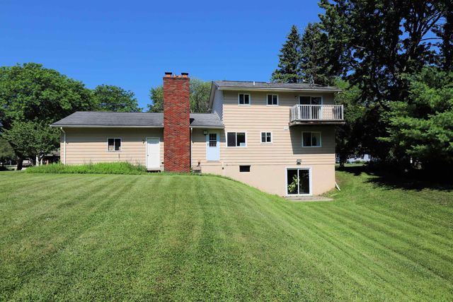 333 Windy Bluff Street, Flushing, MI 48433