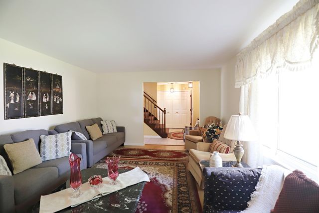 333 Windy Bluff Street, Flushing, MI 48433