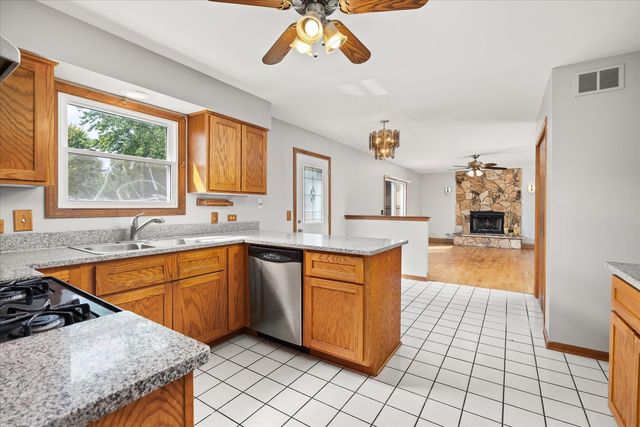 1125 Darin Drive, Lockport, IL 60441