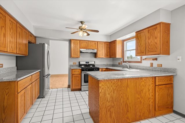 1125 Darin Drive, Lockport, IL 60441