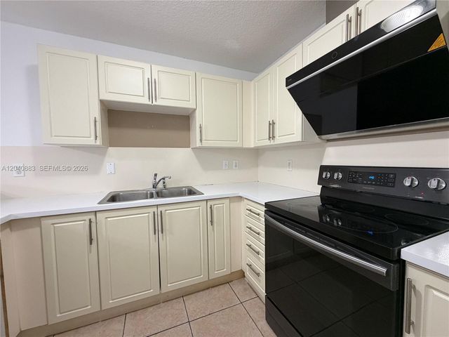 7245 NW 173rd Dr 2505, Hialeah, FL 33015