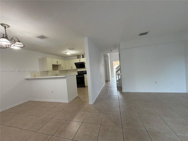 7245 NW 173rd Dr 2505, Hialeah, FL 33015