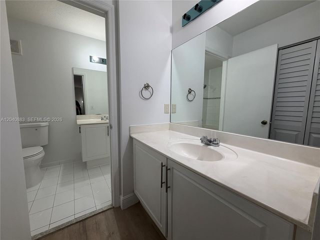 7245 NW 173rd Dr 2505, Hialeah, FL 33015
