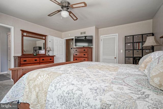27 K DR, Pennsville, NJ 08070