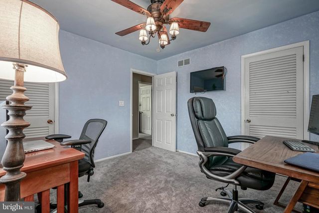 27 K DR, Pennsville, NJ 08070