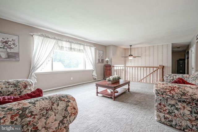 27 K DR, Pennsville, NJ 08070