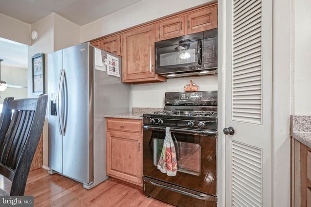 27 K DR, Pennsville, NJ 08070
