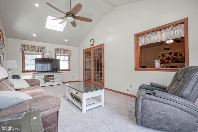 27 K DR, Pennsville, NJ 08070