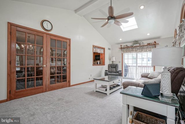 27 K DR, Pennsville, NJ 08070