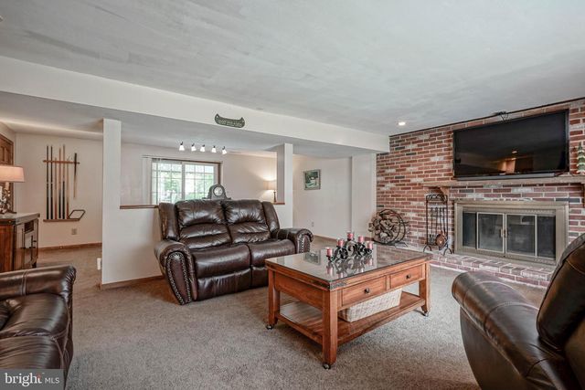 27 K DR, Pennsville, NJ 08070