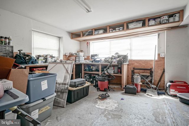 27 K DR, Pennsville, NJ 08070