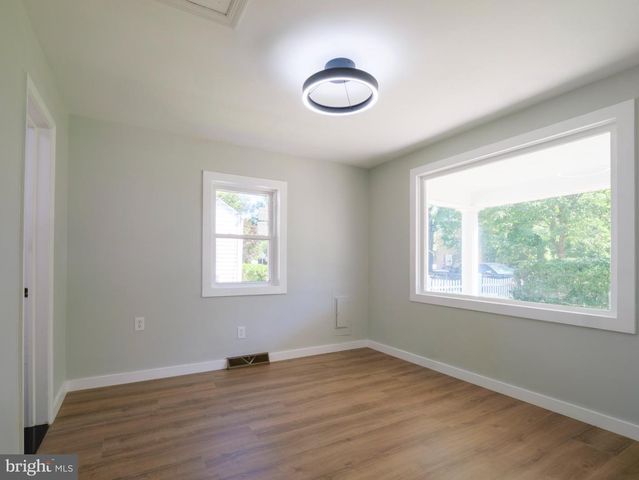 5608 31ST AVE, Hyattsville, MD 20782